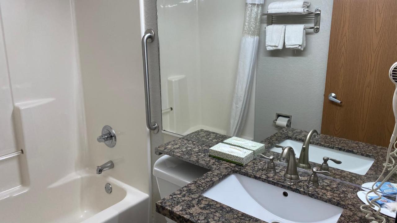 Microtel Inn & Suites By Wyndham Ardmore Extérieur photo