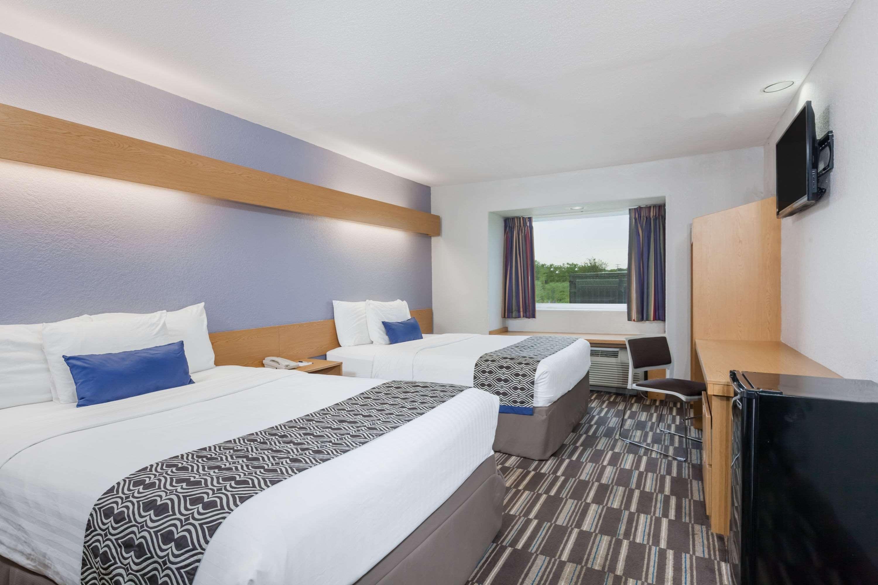 Microtel Inn & Suites By Wyndham Ardmore Extérieur photo