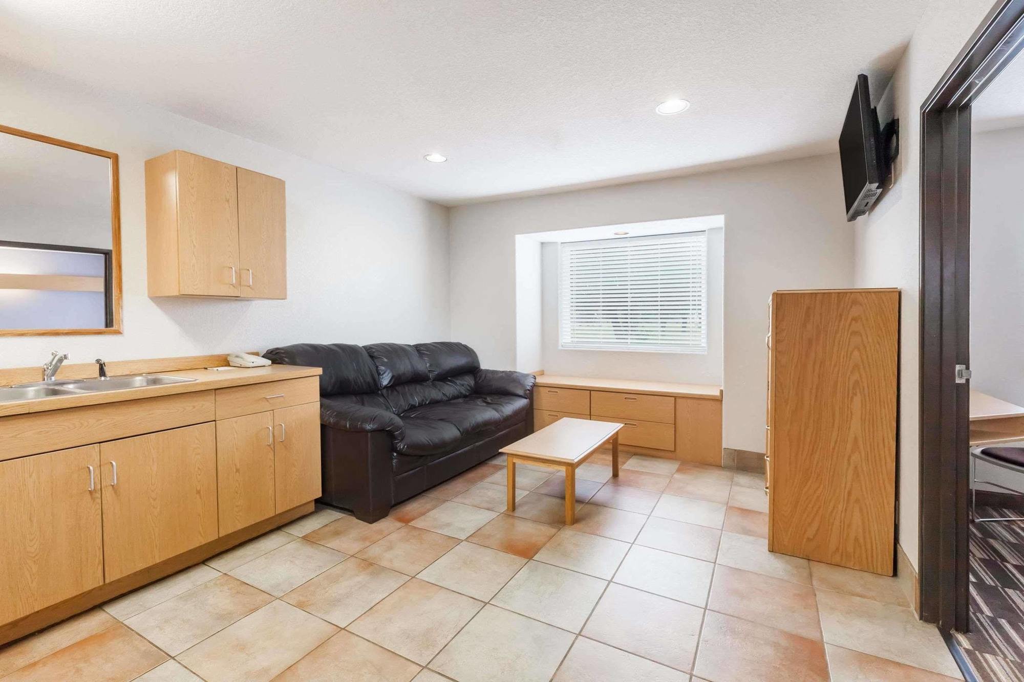 Microtel Inn & Suites By Wyndham Ardmore Extérieur photo